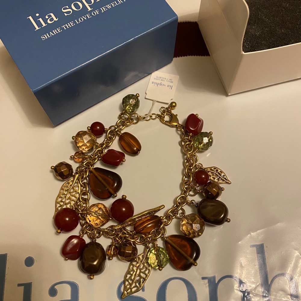 Lia Sophia Flaunt Cut Crystals bracelet